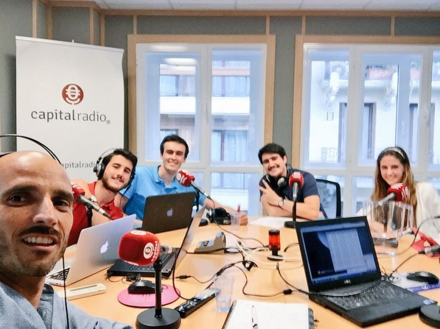 La vida en una aceleradora: con Pablo Viguera de Groopify y Javier González de betMaster en Rompiendo Reglas, Capital Radio. Con Javier Sánchez, Carlos Regatero, Beatriz Imedio.